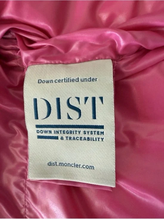 Authentic Moncler Women’s Puffer Jacket Size 0 ( my size XS/S ) - Picture 15 of 16